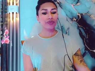 khiara-moretti webcam