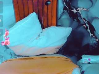 khiara-moretti Live Webcam on CamSoda