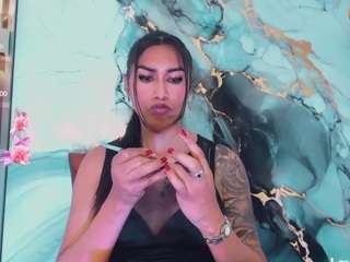 khiara-moretti Live Webcam on CamSoda