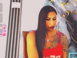 khiara-moretti live cam profile