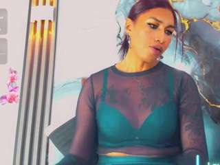 khiara-moretti live cam profile