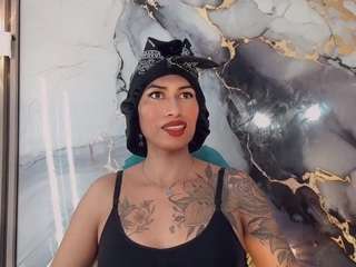 khiara-moretti Sex Cam Show
