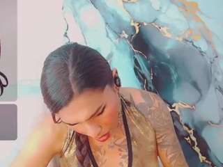 khiara-moretti live cam preview