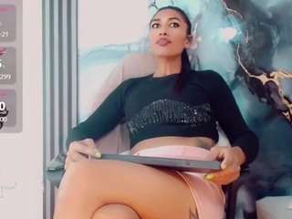 khiara-moretti live cam preview