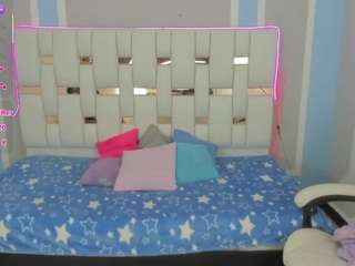 kittyrose3 Live Webcam on CamSoda