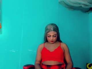 mayka-brunette01 Live Webcam on CamSoda