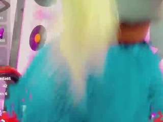 mayka-brunette01's CamSoda show and profile