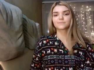 Live webcam model tawanaricaud on Soda Cams