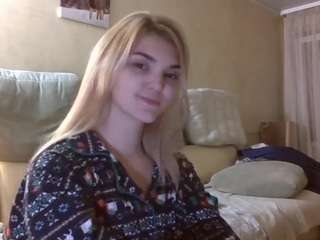 Live webcam model tawanaricaud on Soda Cams