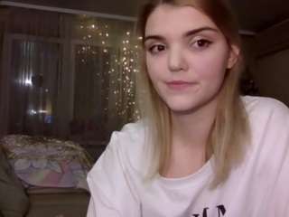 Live webcam model tawanaricaud on Soda Cams