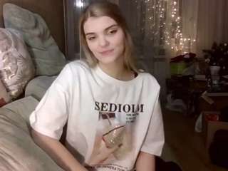 Live webcam model tawanaricaud on Soda Cams