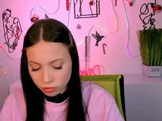 bella-blade Live Webcam on CamSoda