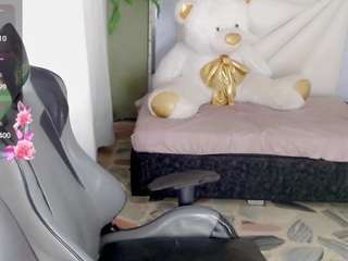 guys-sex18's CamSoda show and profile