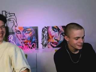 leo-valor Live Webcam on {site_name}