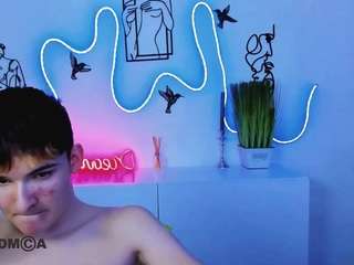 leo-valor live webcam on Soda Cams