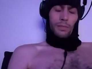 luckyscoop777's CamSoda show and profile