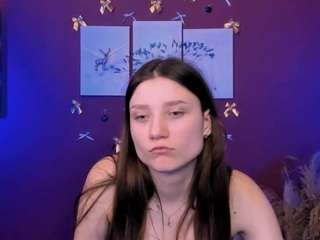 nana-shy Live Webcam on CamSoda