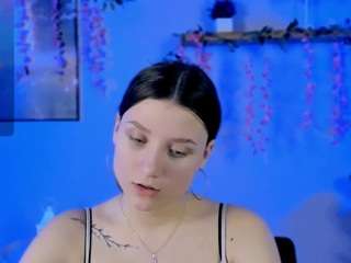 nana-shy Live Webcam on CamSoda