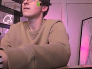 veldi-to's CamSoda show and profile