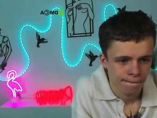 veldi-to Live Webcam on CamSoda