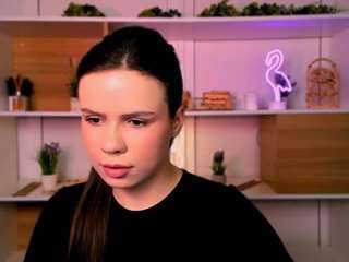  violet-moxi chat room