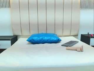 agatha-fit's CamSoda show and profile