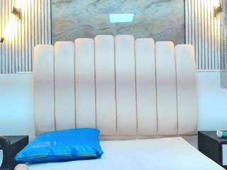 agatha-fit's CamSoda show and profile