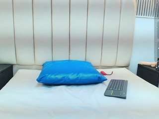 agatha-fit's CamSoda show and profile