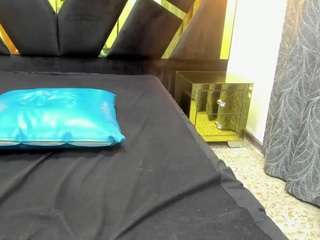 agatha-fit webcam