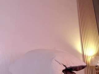 elizabethbardi Live Webcam on CamSoda