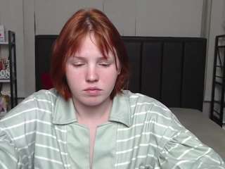 evelinaredfox webcam