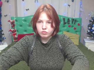  evelinaredfox chat room