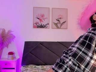 miia-vega Live Webcam on CamSoda