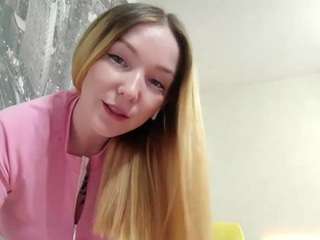 roseannacraker Live Webcam on CamSoda