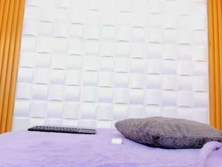 ariabelle webcam model