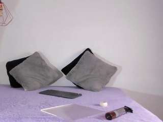 Camila live webcam show