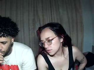 bella-mc live webcam show