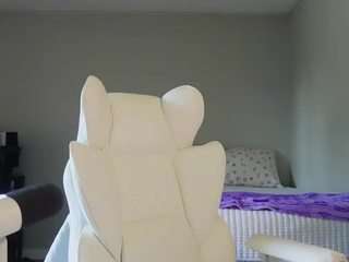 Live webcam model bunnykaye on Soda Cams