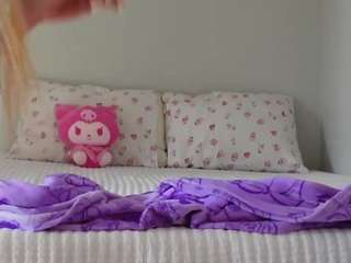 Live webcam model bunnykaye on Soda Cams