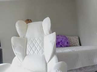 Live webcam model bunnykaye on Soda Cams