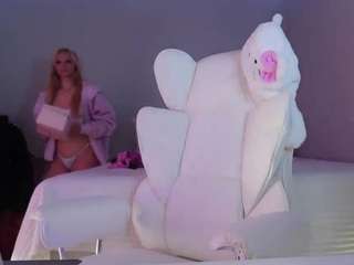 bunnykaye Live Webcam on CamSoda