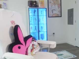 Live cam show with Bunny Kaye