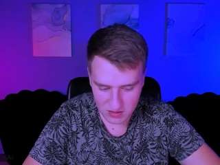  derek-hawk chat room