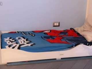 focusdick2's CamSoda show and profile