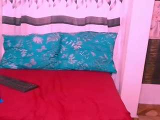 indiansexylove Live Webcam on CamSoda