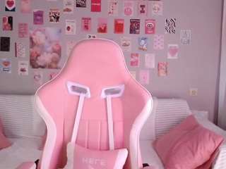 le modèle lexi-lurk est en webcam porno dans un show sur le site camsoda, il possède les tags suivants: amateur,pussy,lingerie,lush,mature,middle aged,no drinking,no smoking,orgasm,petite,public,sexy,anal,shaved pussy,skinny,squirt,strip,striptease,tattoos,tease