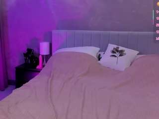 melodysol's CamSoda show and profile