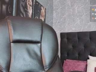 orionsmith, female webcam model,  years old, on live webcam