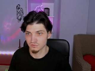 pit-wetty Live Webcam on CamSoda