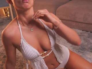 roseleeraderstorf live cam profile